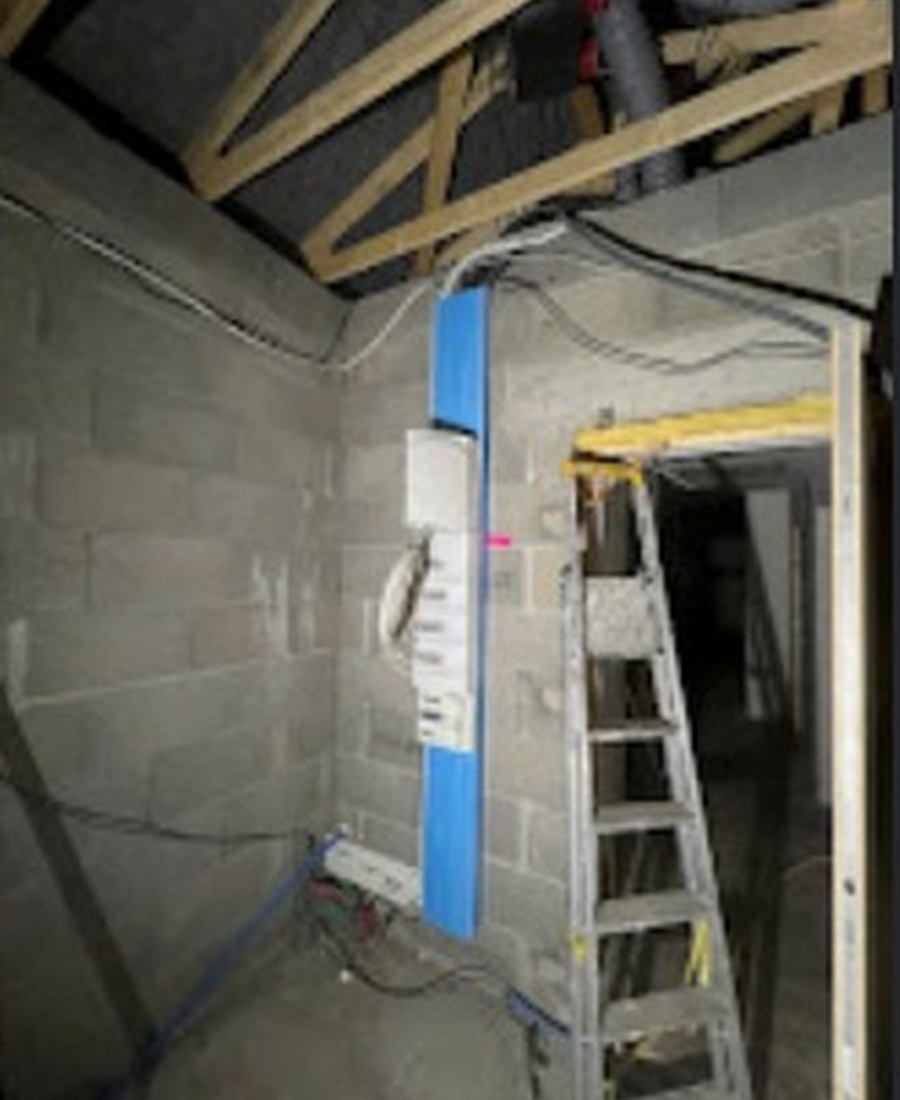 Passage de gaines electriques pendant une renovation